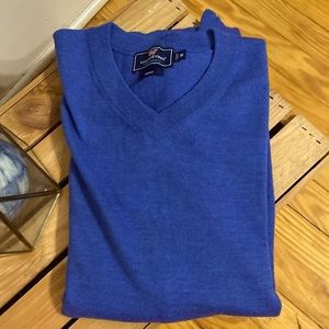 Vineyard Vines Merino Men’s Medium Blue V Neck Pullover Sweater Merino Wool